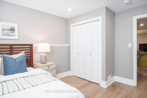 12 Kingsley Road Halton Hills ON L7J 2Z5