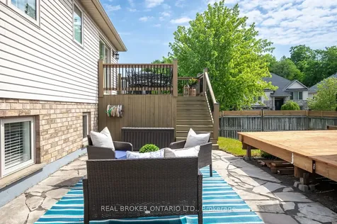 12 Kingsley Road Halton Hills ON L7J 2Z5