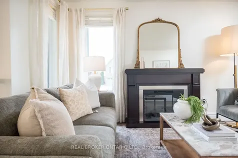 12 Kingsley Road Halton Hills ON L7J 2Z5