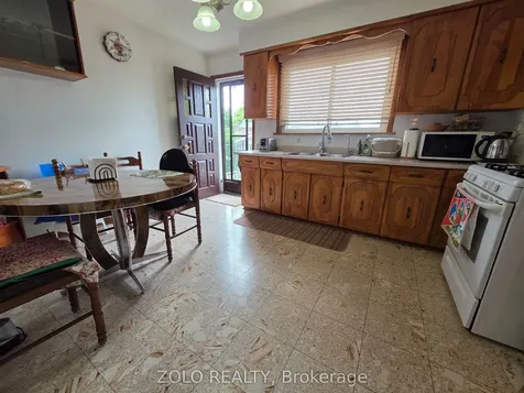 64 Prescott Avenue Toronto ON M6N 3G5