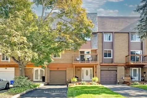 2100 Worthington Drive Oakville ON L6L 1E3