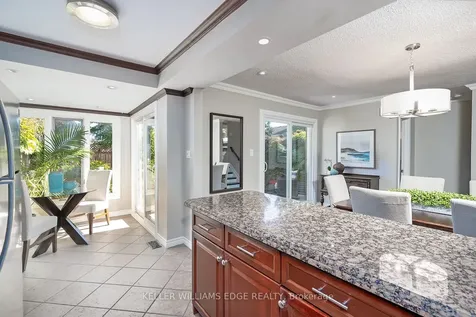 2100 Worthington Drive Oakville ON L6L 1E3