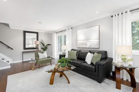 2100 Worthington Drive Oakville ON L6L 1E3