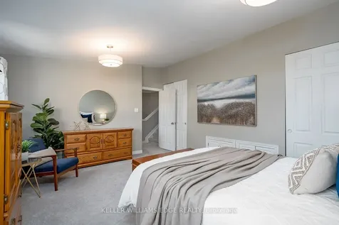 2100 Worthington Drive Oakville ON L6L 1E3