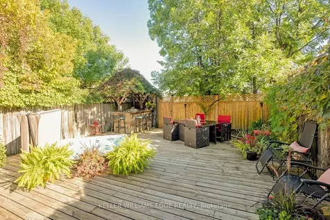 2100 Worthington Drive Oakville ON L6L 1E3