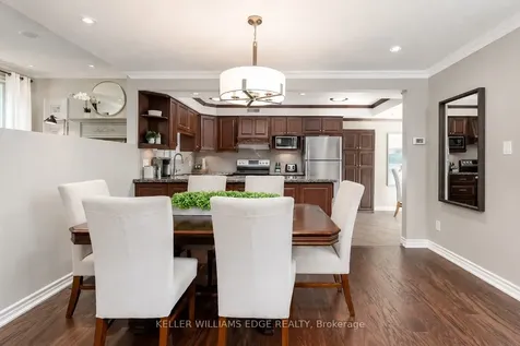 2100 Worthington Drive Oakville ON L6L 1E3
