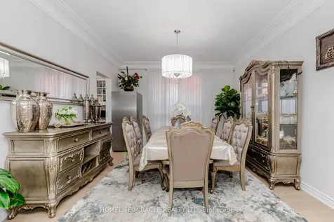 3339 Crompton Crescent Mississauga ON L5B 4C7