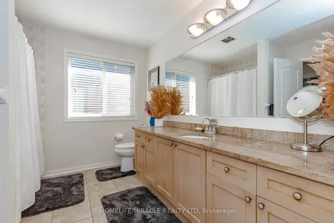 3339 Crompton Crescent Mississauga ON L5B 4C7