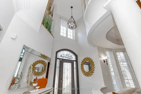 3339 Crompton Crescent Mississauga ON L5B 4C7