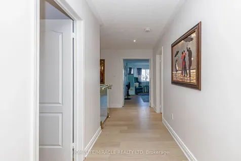 3339 Crompton Crescent Mississauga ON L5B 4C7
