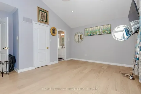 3339 Crompton Crescent Mississauga ON L5B 4C7