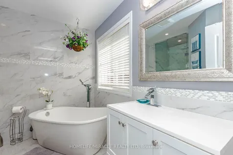 3339 Crompton Crescent Mississauga ON L5B 4C7