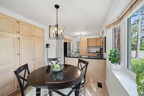 3051 Plum Tree Court Mississauga ON L5N 4X6