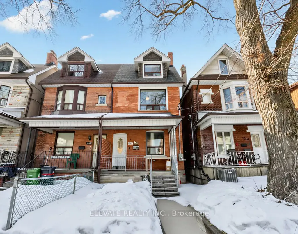 1262 Lansdowne Avenue Toronto ON M6H 3Z8
