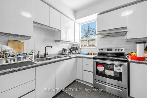 1262 Lansdowne Avenue Toronto ON M6H 3Z8