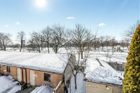 1262 Lansdowne Avenue Toronto ON M6H 3Z8