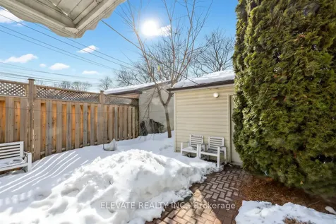 1262 Lansdowne Avenue Toronto ON M6H 3Z8