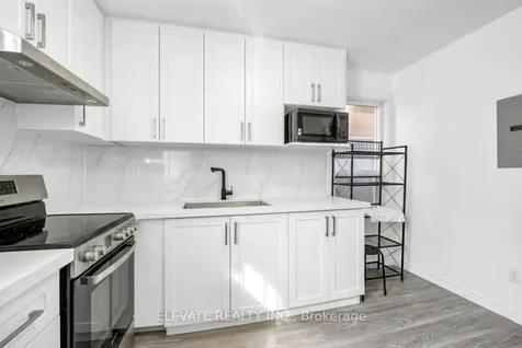 1262 Lansdowne Avenue Toronto ON M6H 3Z8