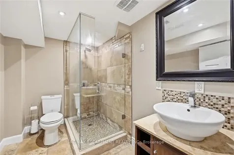 2330 Alma Dale Avenue Burlington ON L7P 1S3