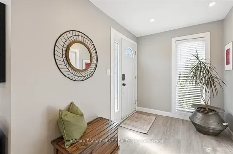 2330 Alma Dale Avenue Burlington ON L7P 1S3