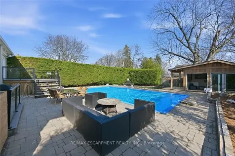 2330 Alma Dale Avenue Burlington ON L7P 1S3
