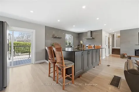 2330 Alma Dale Avenue Burlington ON L7P 1S3