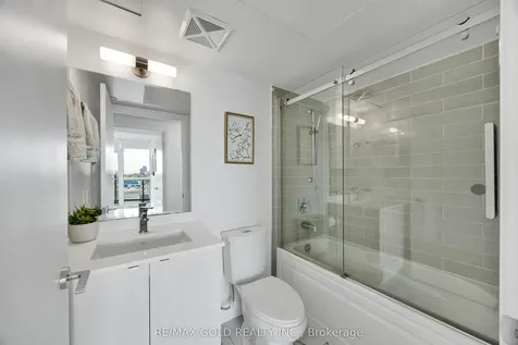 1461 Lawrence Avenue W Toronto ON M6L 0A6