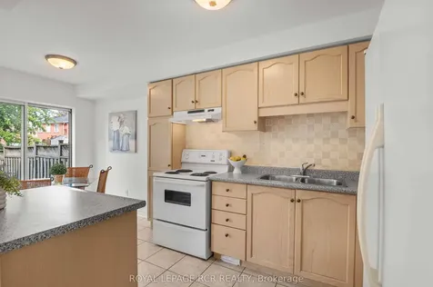 13 Twin Pines Crescent Brampton ON L7A 1M6