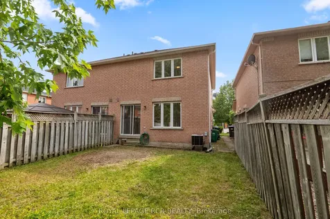 13 Twin Pines Crescent Brampton ON L7A 1M6