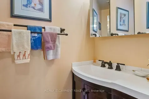 1359 White Oaks Boulevard Oakville ON L6H 2R8