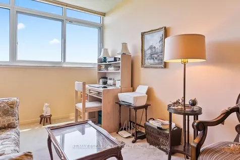 1359 White Oaks Boulevard Oakville ON L6H 2R8