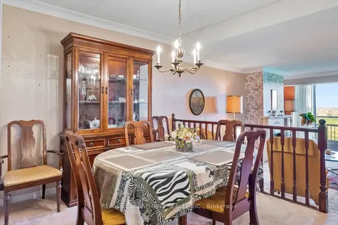 1359 White Oaks Boulevard Oakville ON L6H 2R8