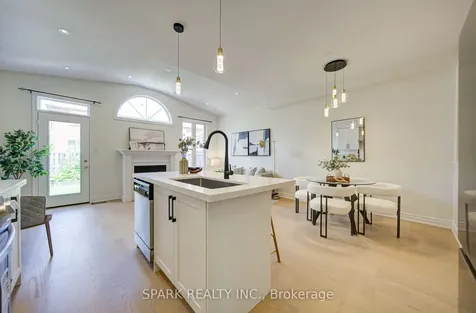 3057 Doyle Street Mississauga ON L5M 0N3