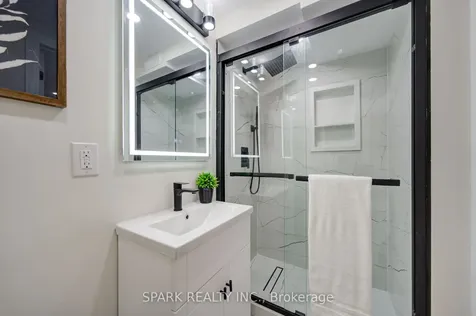 3057 Doyle Street Mississauga ON L5M 0N3