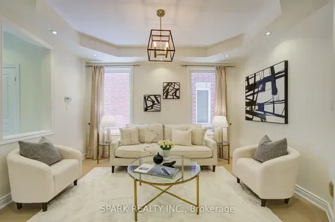 3057 Doyle Street Mississauga ON L5M 0N3