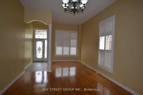 6 Everingham Circle Brampton ON L6R 0R6