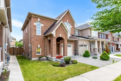 17 Francis Lundy Street Brampton ON L6Y 4X8