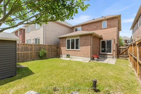 17 Francis Lundy Street Brampton ON L6Y 4X8