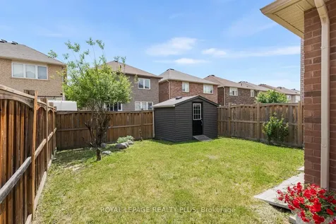 17 Francis Lundy Street Brampton ON L6Y 4X8