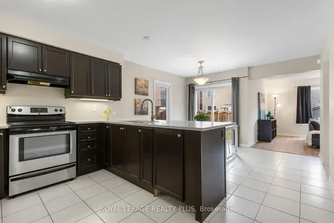 17 Francis Lundy Street Brampton ON L6Y 4X8