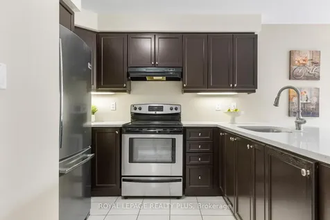 17 Francis Lundy Street Brampton ON L6Y 4X8