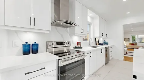 88 Waniska Avenue Toronto ON M8Y 1R3