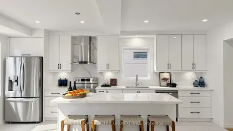 88 Waniska Avenue Toronto ON M8Y 1R3