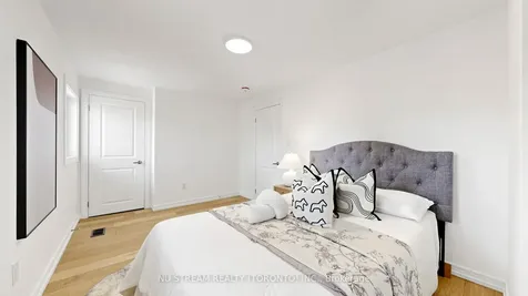 88 Waniska Avenue Toronto ON M8Y 1R3