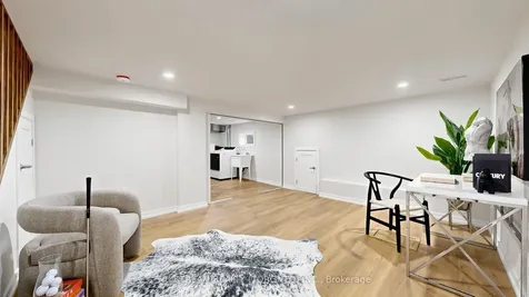 88 Waniska Avenue Toronto ON M8Y 1R3