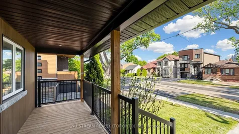 88 Waniska Avenue Toronto ON M8Y 1R3