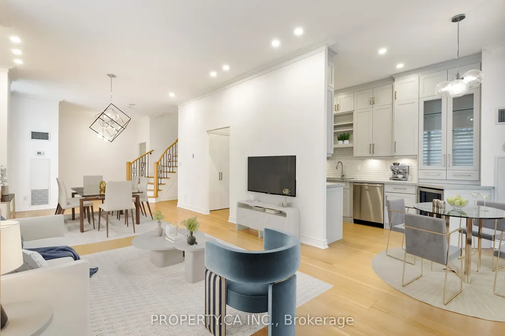 2 Aberfoyle Crescent Toronto ON M8X 2Z8