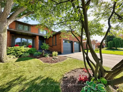 1986 Roy Ivor Crescent Mississauga ON L5L 3N8