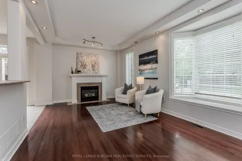 2454 Sutton Drive Burlington ON L7L 7A9