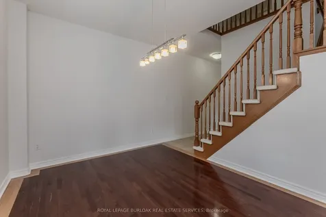 2454 Sutton Drive Burlington ON L7L 7A9